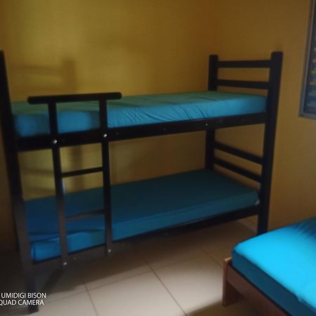 Casa Com Piscina , Churrasqueira, Wi-Fi, Em Rua De Areia A 1Km Da Praia, Bairro Sussegado, Proibido Uso De Som Extremamente Alto Ideal Para Descansar Itanhaem Bagian luar foto